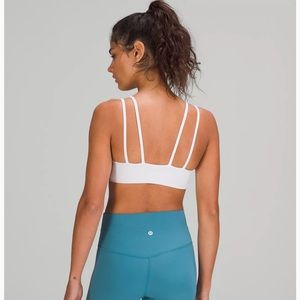 Like a cloud lululemon sports bra - light support - size 6